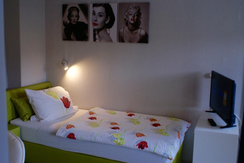 Hotel Elfenberg Schieder-Schwalenberg Pokój zdjęcie